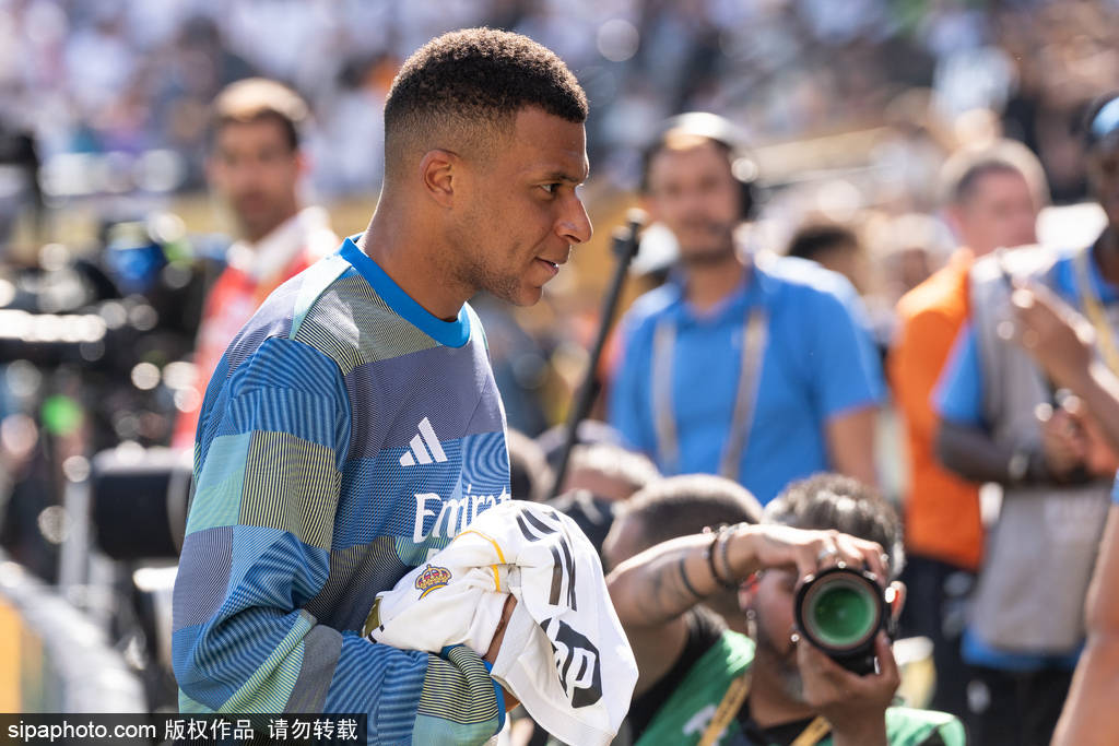 奥维耶多重返西甲：与皇马的巅峰对决将点燃新赛季！